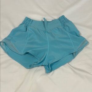 Lululemon Hotty hot short 2.5